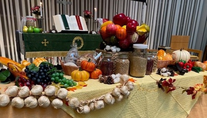 収穫感謝礼拝 ~隣人に寄り添う心~